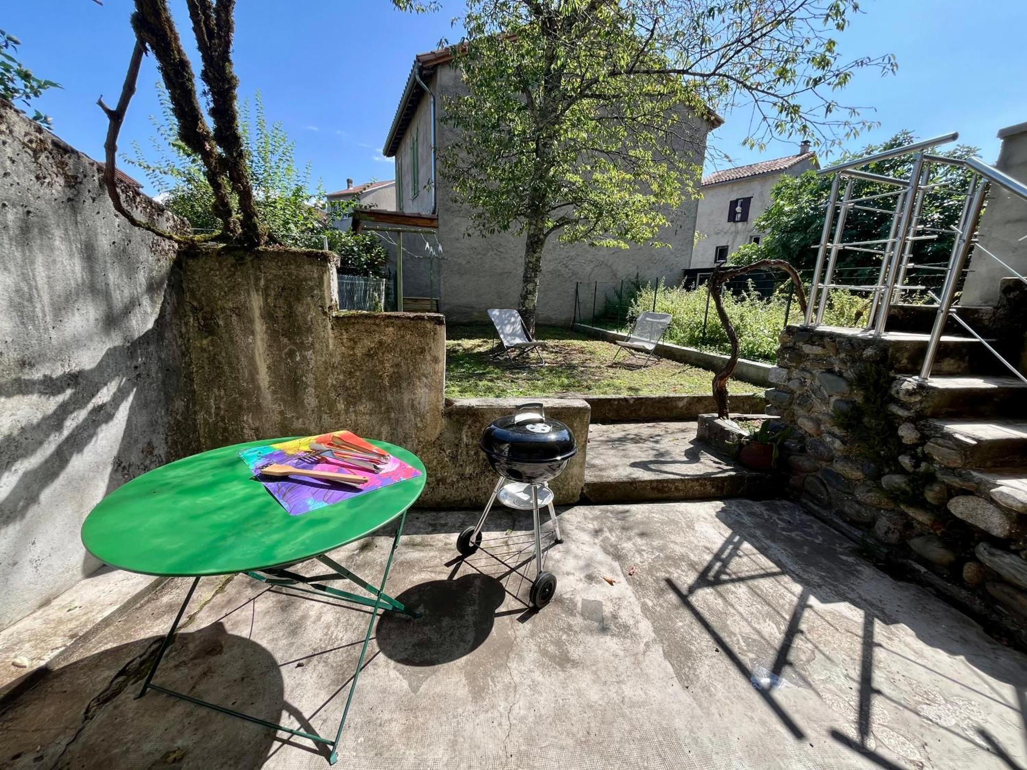 La Petite Ourse Maison De Village A Oust المظهر الخارجي الصورة